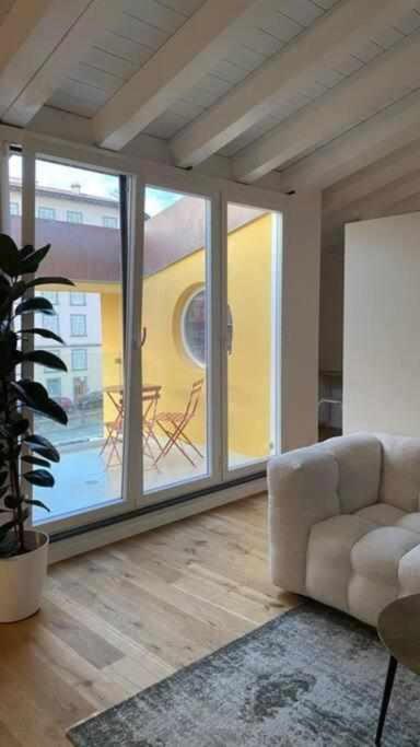 Waterfront Balcony I Grani 4 Resort Style Suite Livorno Ngoại thất bức ảnh